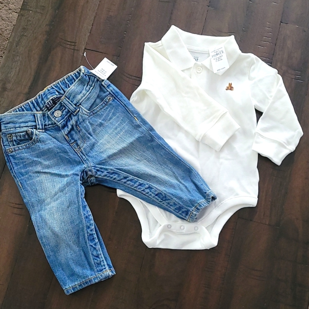 New with tags baby gap outfit 6 to 12 months